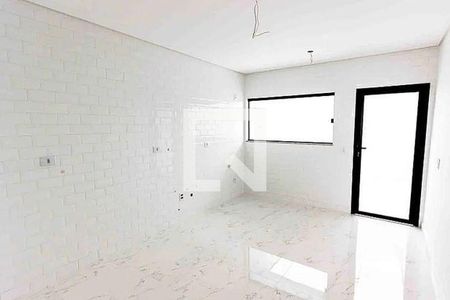 Casa à venda com 3 quartos, 110m² em Jardim Avelino, São Paulo