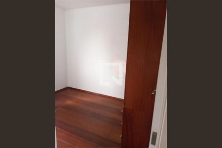 Apartamento à venda com 3 quartos, 64m² em Vila Gumercindo, São Paulo