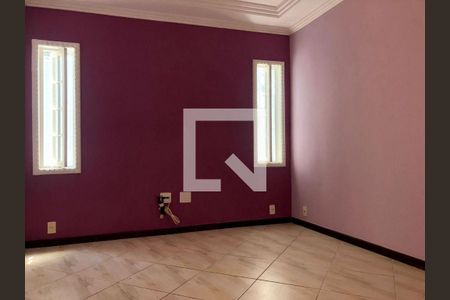 Casa à venda com 4 quartos, 284m² em Ingá, Niterói