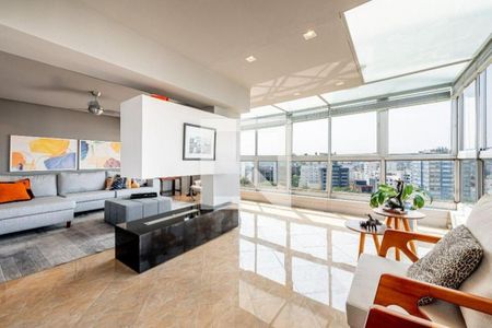 Apartamento à venda com 3 quartos, 360m² em Floresta, Porto Alegre