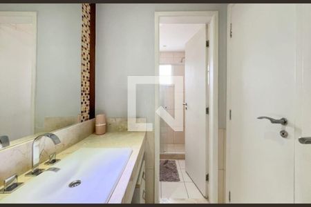 Casa à venda com 5 quartos, 200m² em Recreio dos Bandeirantes, Rio de Janeiro