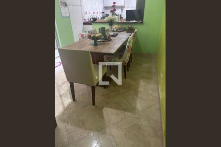 Casa à venda com 3 quartos, 170m² em Jardim Ester Yolanda, São Paulo