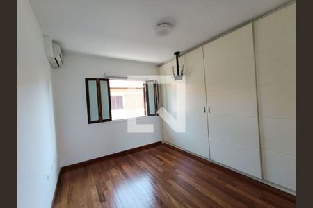 Casa à venda com 2 quartos, 95m² em Vila Gomes, São Paulo