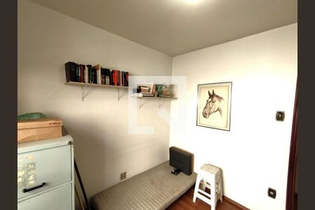 Casa à venda com 3 quartos, 111m² em Vila Tiradentes, São Paulo