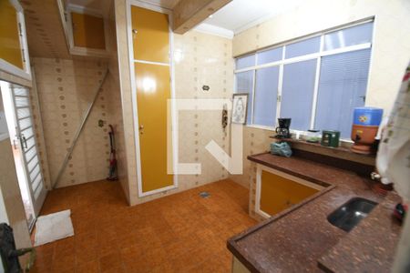 Cozinha de apartamento à venda com 2 quartos, 94m² em Centro, Campinas