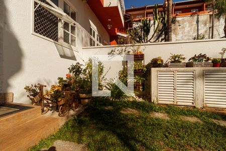 Garagem e jardim de casa de condomínio à venda com 3 quartos, 130m² em Jardim Leonor Mendes de Barros, São Paulo