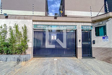 Fachada - Plaquinha de apartamento à venda com 2 quartos, 200m² em Vila Invernada, São Paulo