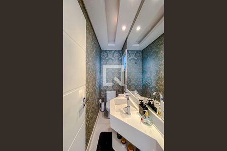 Lavabo de apartamento à venda com 2 quartos, 200m² em Vila Invernada, São Paulo