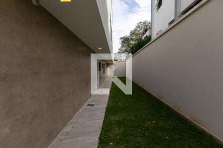 Quintal de casa à venda com 5 quartos, 520m² em Cidade Ademar, São Paulo