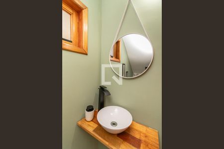 Lavado 01 de casa à venda com 3 quartos, 164m² em Vila Ré, São Paulo