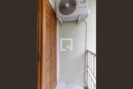 Varanda da Suíte 01 de casa à venda com 3 quartos, 164m² em Vila Ré, São Paulo