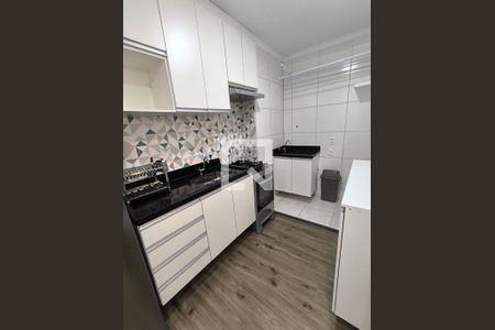 Cozinha e Área de Serviço de apartamento para alugar com 2 quartos, 36m² em Várzea da Barra Funda, São Paulo