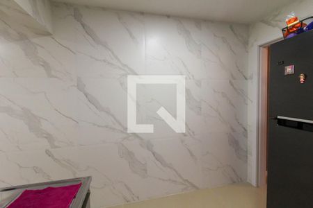 Cozinha de casa de condomínio à venda com 2 quartos, 72m² em Harmonia, Canoas