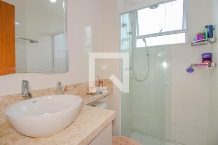 Banheiro Social de apartamento à venda com 2 quartos, 41m² em Mário Quintana, Porto Alegre