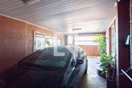 Garagem de casa à venda com 4 quartos, 360m² em Céu Azul, Belo Horizonte