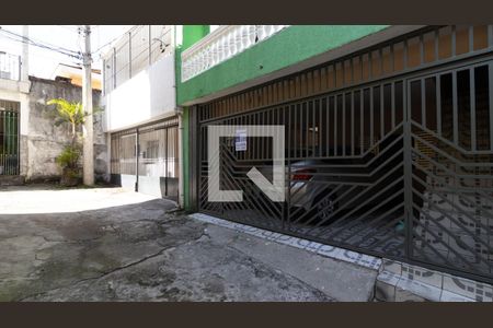 Fachada e Plaquinha de casa para alugar com 2 quartos, 100m² em Jardim Popular, São Paulo