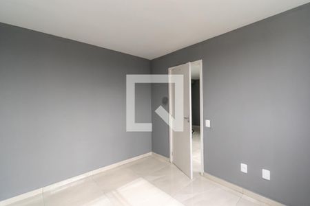Quarto 2 de apartamento para alugar com 2 quartos, 35m² em Jardim Santa Adelia, São Paulo
