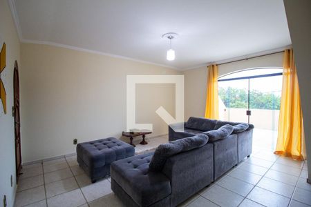Sala de casa para alugar com 2 quartos, 240m² em Jardim Dois Corações, Sorocaba