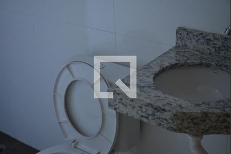 Banheiro Social de apartamento à venda com 2 quartos, 94m² em Parque das Nações, Santo André