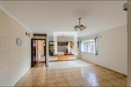 Sala de casa à venda com 4 quartos, 200m² em Ipiranga, São Paulo