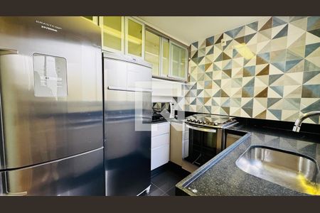 Apartamento à venda com 3 quartos, 89m² em Estoril, Belo Horizonte