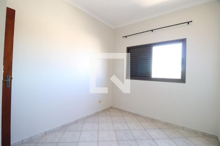 Quarto 1 de apartamento para alugar com 3 quartos, 87m² em Saraiva, Uberlândia
