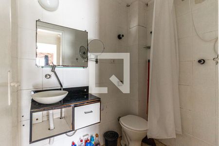 Banheiro de kitnet/studio à venda com 1 quarto, 33m² em Vila Buarque, São Paulo