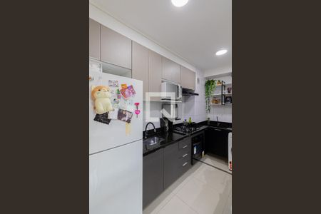 Sala/Cozinha de apartamento à venda com 1 quarto, 33m² em Vila Pierina, São Paulo