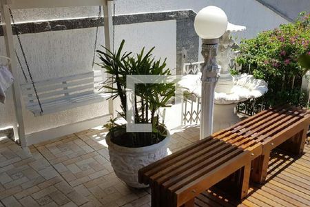 Casa à venda com 3 quartos, 173m² em Parque das Nações, Santo André