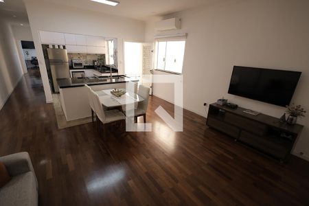 Sala de casa à venda com 2 quartos, 231m² em Vila Assunção, Santo André