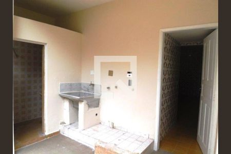 Casa à venda com 6 quartos, 300m² em Parque das Nações, Santo André