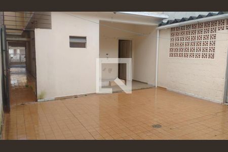 Casa à venda com 6 quartos, 300m² em Parque das Nações, Santo André