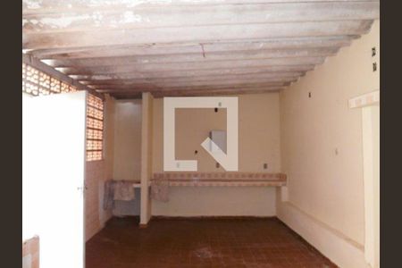 Casa à venda com 6 quartos, 300m² em Parque das Nações, Santo André