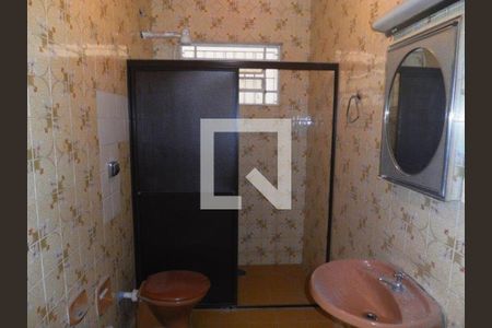 Casa à venda com 6 quartos, 300m² em Parque das Nações, Santo André