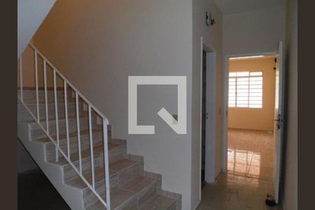 Casa à venda com 6 quartos, 300m² em Parque das Nações, Santo André