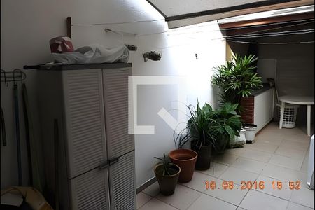 Casa à venda com 3 quartos, 110m² em Vila Linda, Santo André