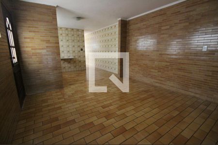 Casa à venda com 3 quartos, 210m² em Parque das Nações, Santo André