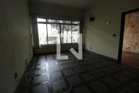 Casa à venda com 3 quartos, 210m² em Parque das Nações, Santo André