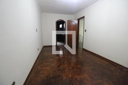 Casa à venda com 3 quartos, 210m² em Parque das Nações, Santo André