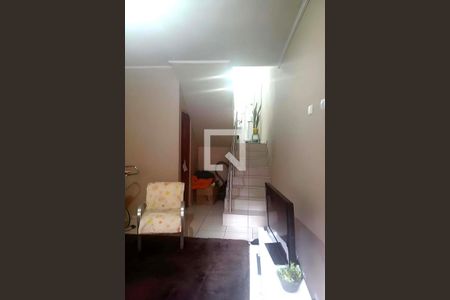 Casa à venda com 3 quartos, 117m² em Jardim Las Vegas, Santo André