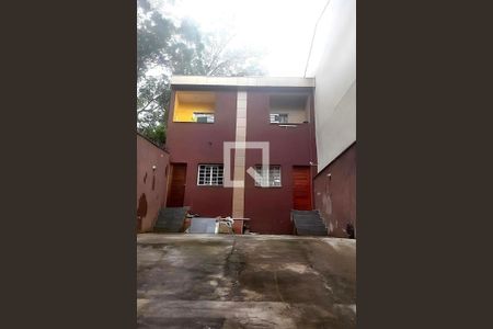 Casa à venda com 3 quartos, 117m² em Jardim Las Vegas, Santo André