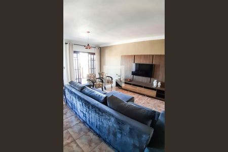 Casa à venda com 3 quartos, 386m² em Parque das Nações, Santo André