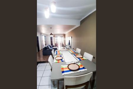 Casa à venda com 3 quartos, 386m² em Parque das Nações, Santo André