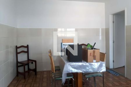 Casa à venda com 2 quartos, 240m² em Parque das Nações, Santo André