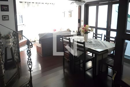 Casa à venda com 3 quartos, 161m² em Campestre, Santo André