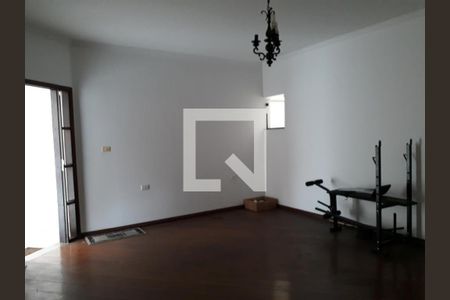 Casa à venda com 5 quartos, 175m² em Bangú, Santo André