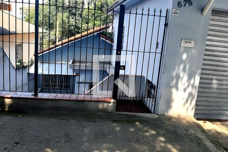 Casa à venda com 3 quartos, 202m² em Jardim Bela Vista, Santo André