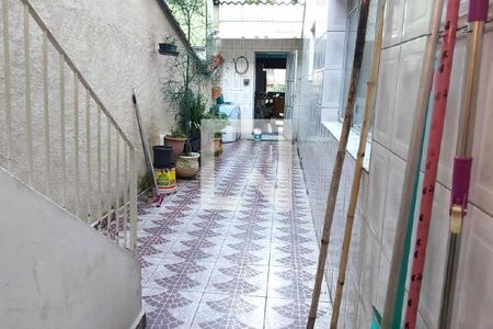Casa à venda com 2 quartos, 179m² em Vila Claudio, Santo André