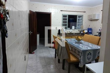 Casa à venda com 2 quartos, 179m² em Vila Claudio, Santo André
