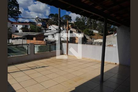 Casa à venda com 3 quartos, 126m² em Jardim Ipanema, Santo André